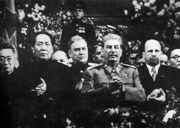 განხეთქილება კომუნისტურ ბანაკში, ჩინეთის სასაზღვრო კონფლიქტები საბჭოთა კავშირთან და ვიეტნამის სოციალისტურ რესპუბლიკასთან